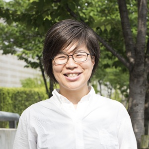 山下 裕子 氏