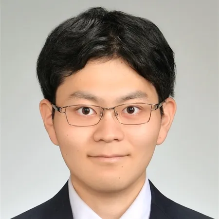田中　秀嘉 氏​
